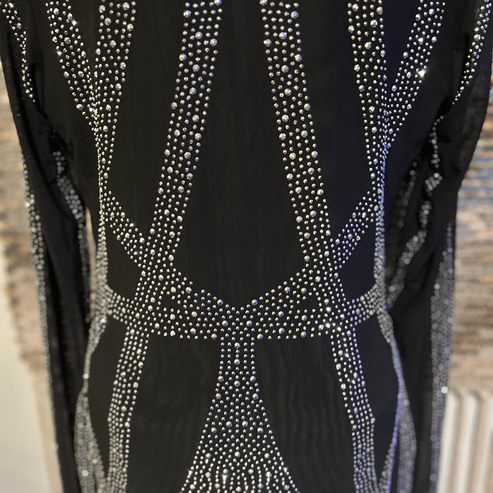 Elegant Black and Silver Women's Dress - Picture 9 of 11